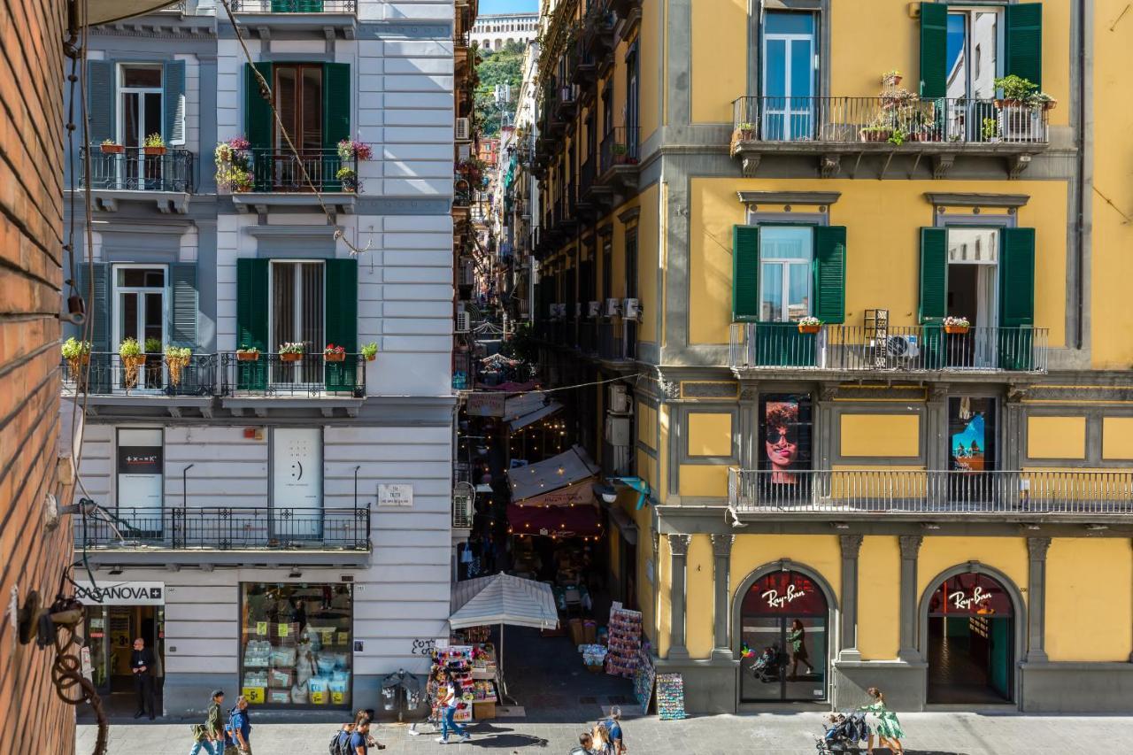 Toledo Stylish Apartments By Wonderful Italy Неаполь Экстерьер фото
